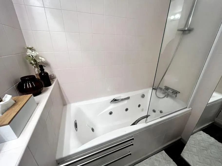 Logement 85M2, Hypercentre, Balcon, Parking, Clim Clermont-Ferrand